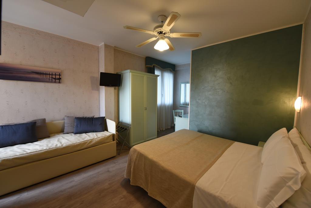 New Automatic Daniela Hotel